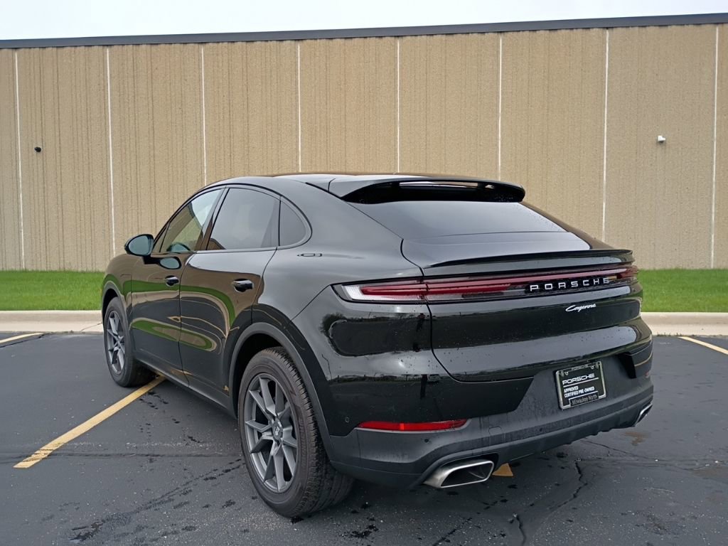 Certified 2026 Porsche Cayenne image 3