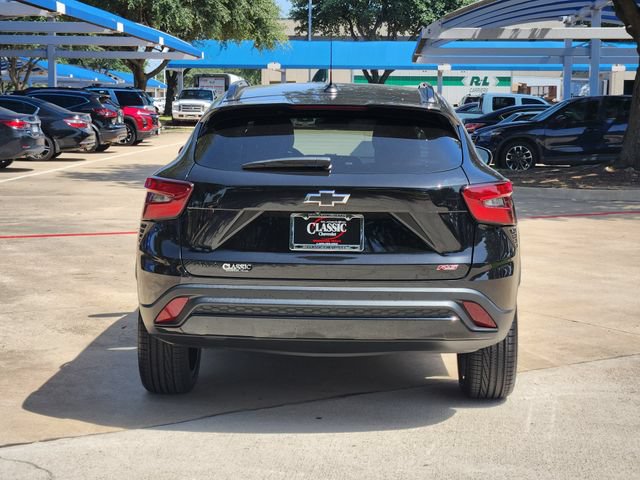 Used 2024 Chevrolet Trax RS FWD image 13