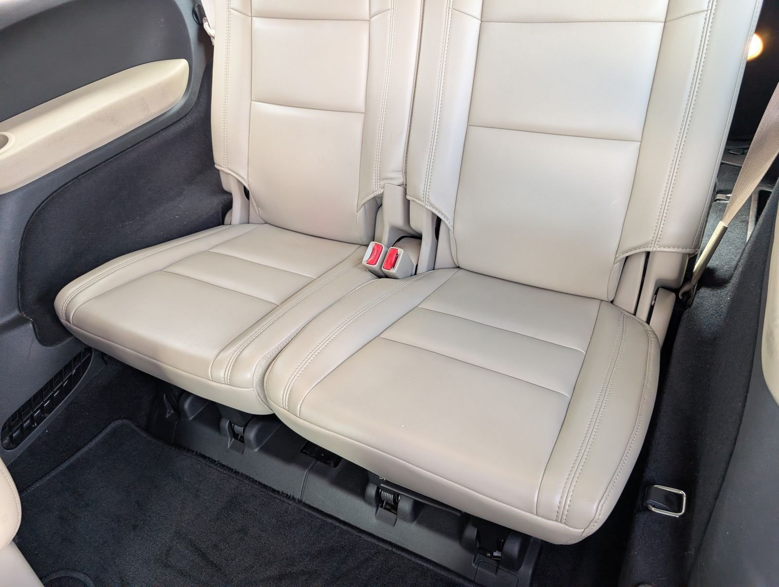Used 2014 Dodge Durango Limited w/ Premium Group RWD image 32
