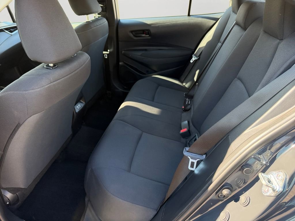 Used 2025 Toyota Corolla LE image 14
