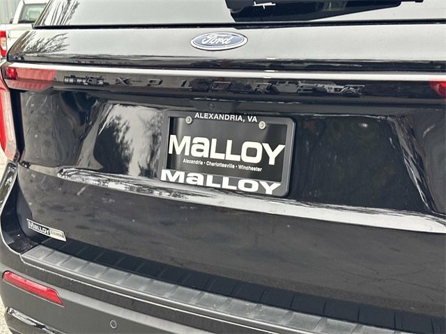 Used 2025 Ford Explorer ST-Line w/ ST-Line Street Pack image 7