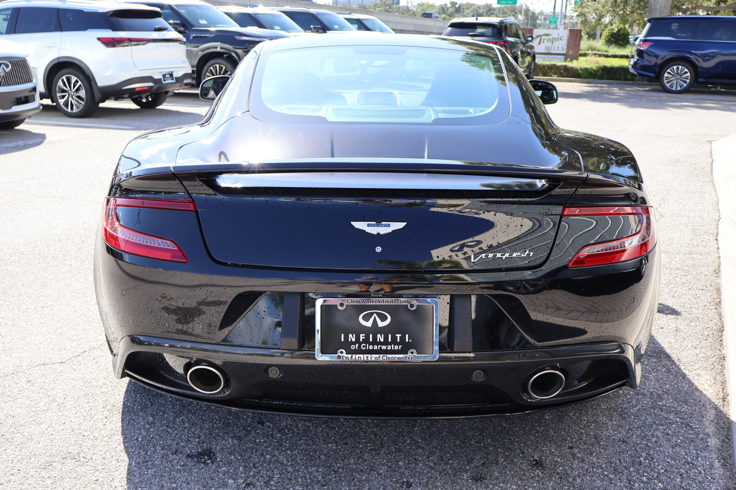 Used 2014 Aston Martin Vanquish Coupe image 7