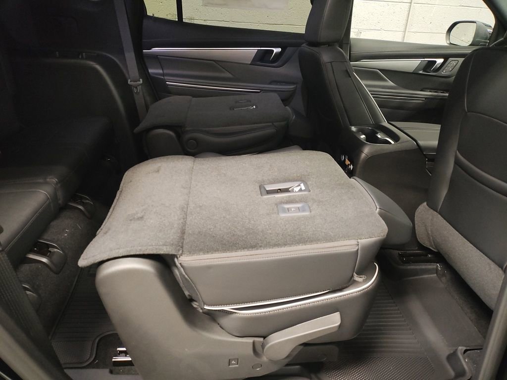 New 2026 Buick Enclave Preferred w/ Power Package image 13