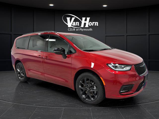 New 2026 Chrysler Pacifica Select image 1