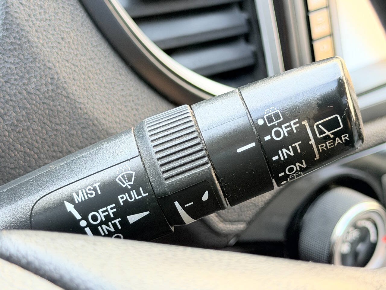 Used 2015 Honda CR-V EX image 37