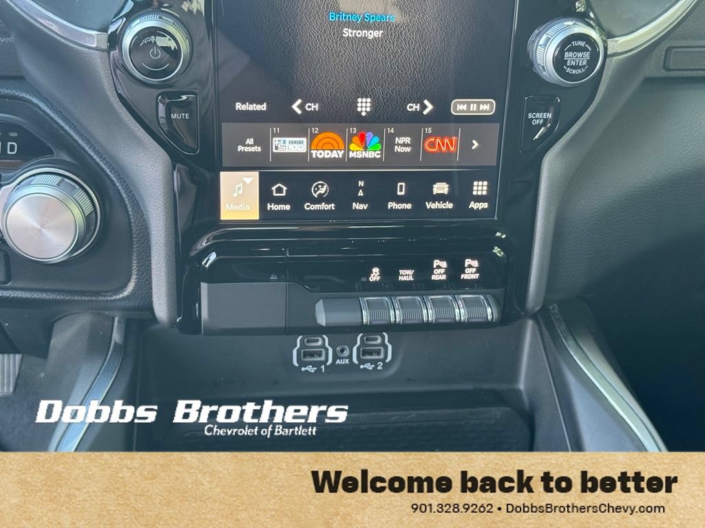 Used 2023 RAM 1500 Laramie AWD/4WD image 32