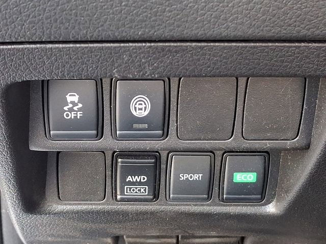 Used 2021 Nissan Rogue Sport S image 22