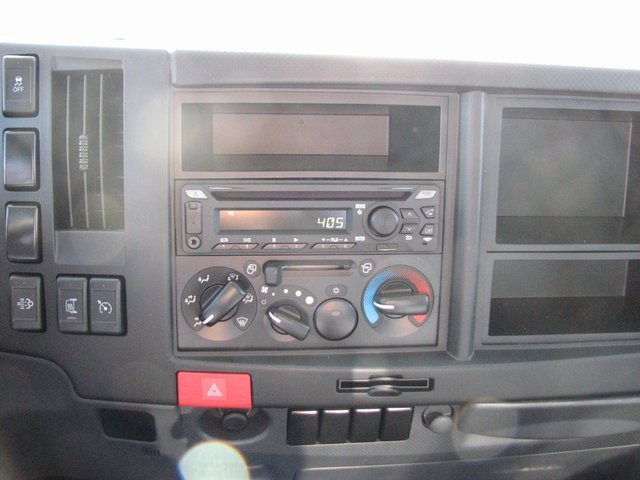 New 2023 Chevrolet Low Cab Forward 5500XD image 27