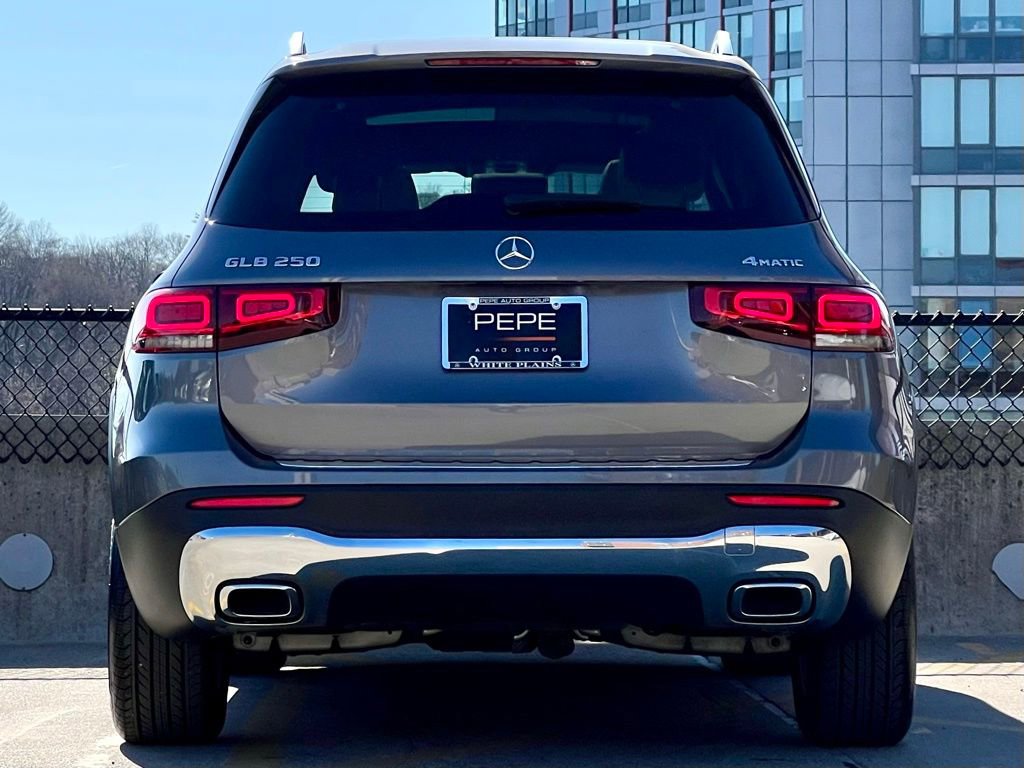 Certified 2022 Mercedes-Benz GLB 250 4MATIC image 6