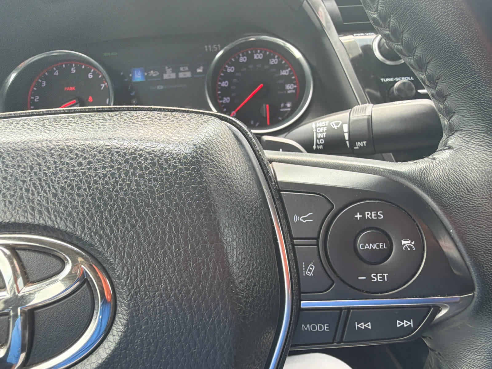 Used 2020 Toyota Camry XSE FWD image 24