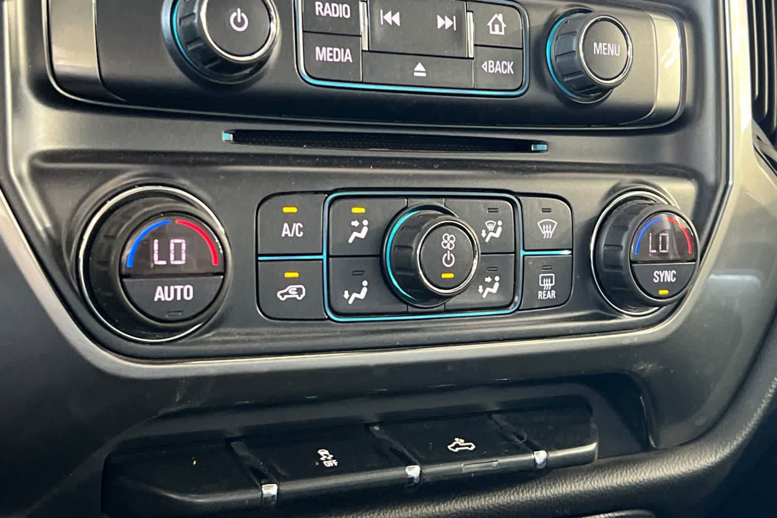 Used 2018 Chevrolet Silverado 1500 LT w/ All Star Edition RWD image 23