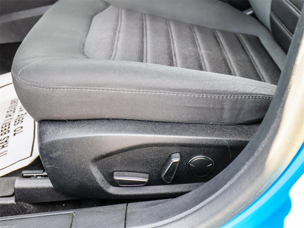 Used 2020 Ford Fusion SE image 24