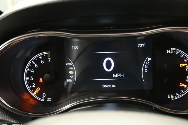 Used 2021 Jeep Grand Cherokee Laredo X AWD/4WD image 9