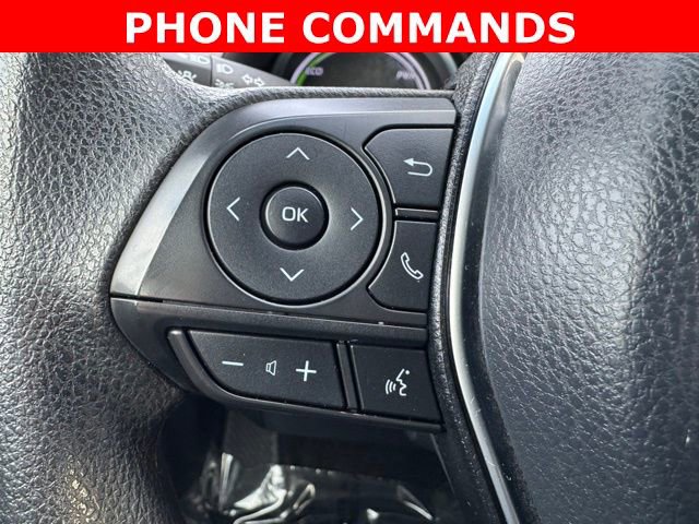 Used 2018 Toyota Camry LE image 25