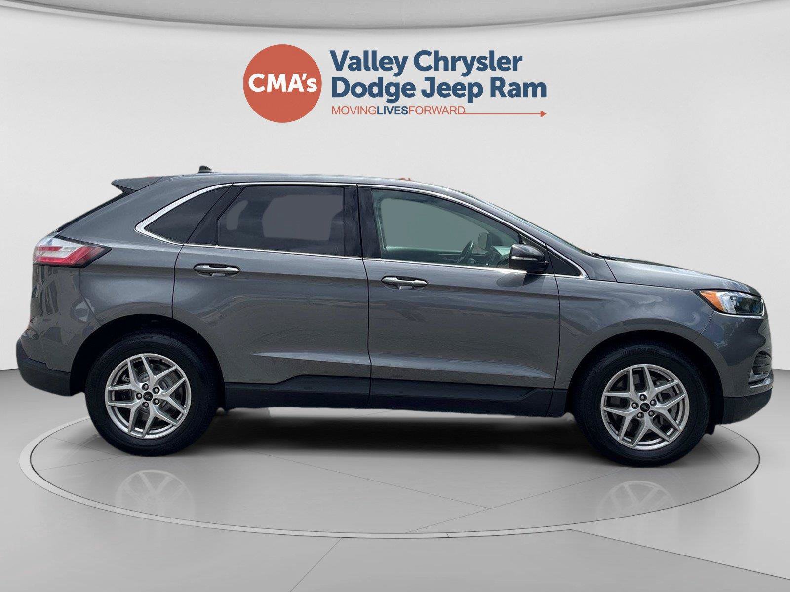 Used 2024 Ford Edge SEL AWD/4WD image 6