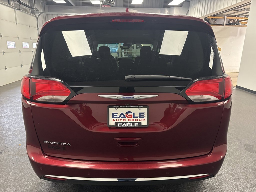 Used 2020 Chrysler Pacifica Touring-L Plus image 9