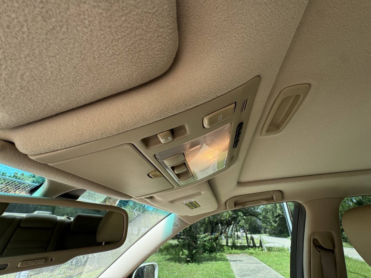 Used 2004 Lexus LS 430 RWD image 21