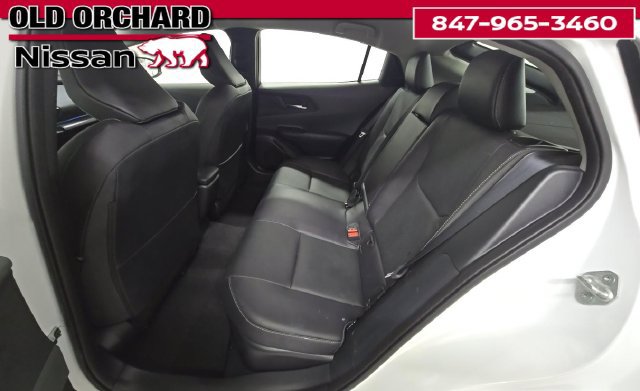 Used 2024 Toyota Prius XLE FWD image 10