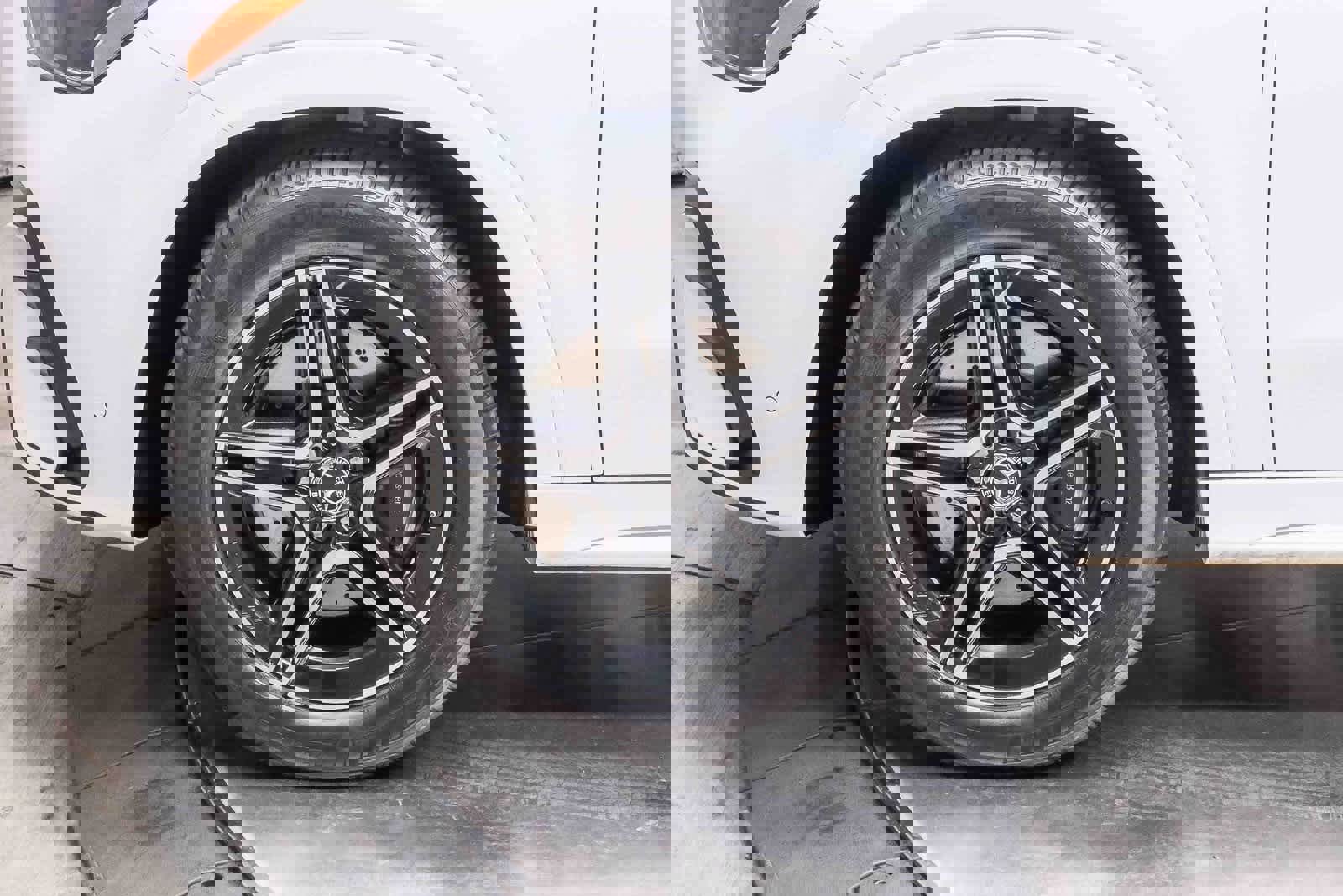 Used 2026 Mercedes-Benz GLE 450 4MATIC image 10