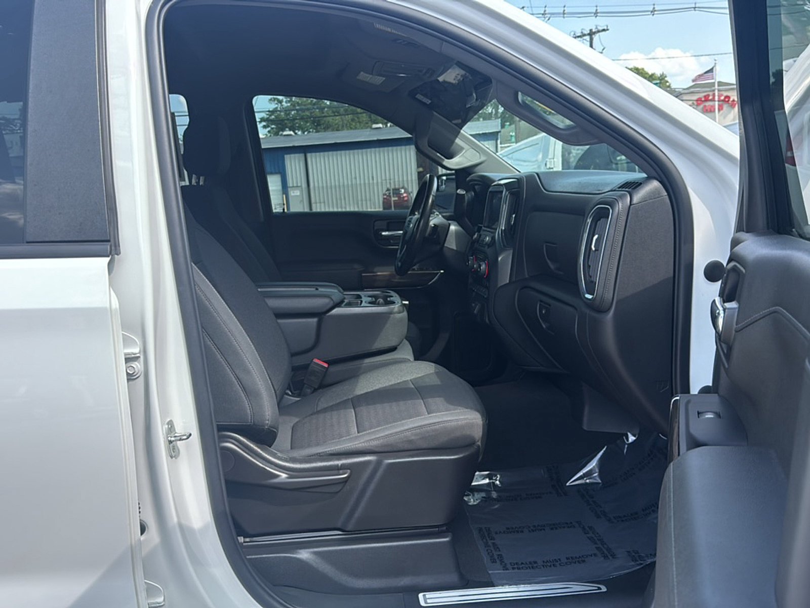 Used 2021 Chevrolet Silverado 1500 RST w/ Bed Protection Package AWD/4WD image 14
