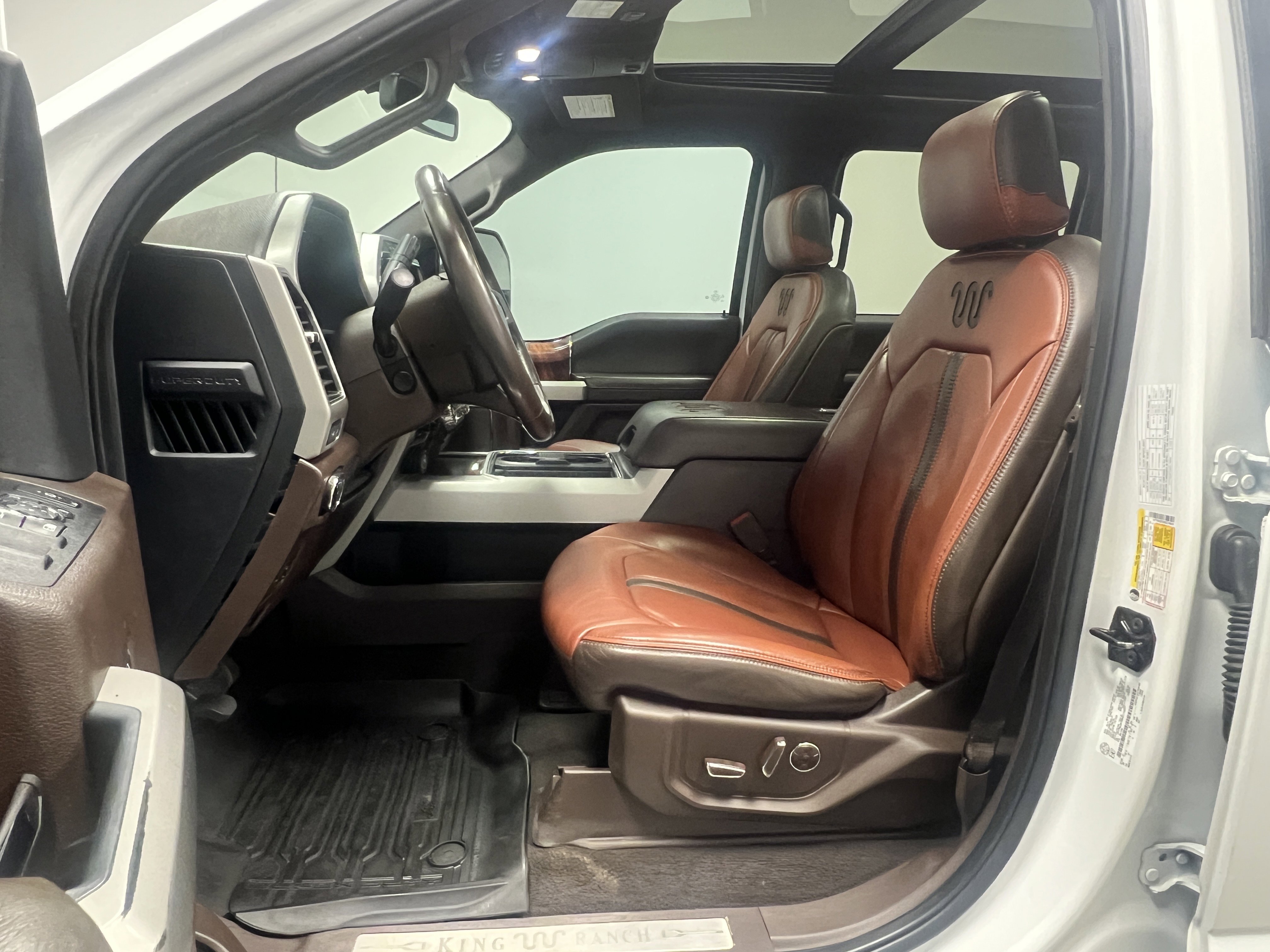 Used 2022 Ford F250 King Ranch w/ King Ranch Ultimate Package image 17