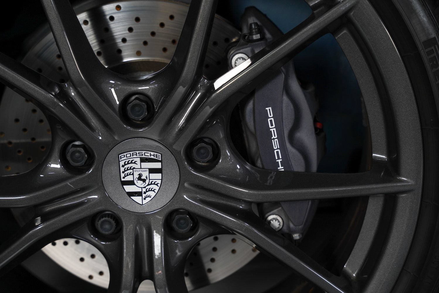 Used 2022 Porsche 718 Boxster RWD image 18