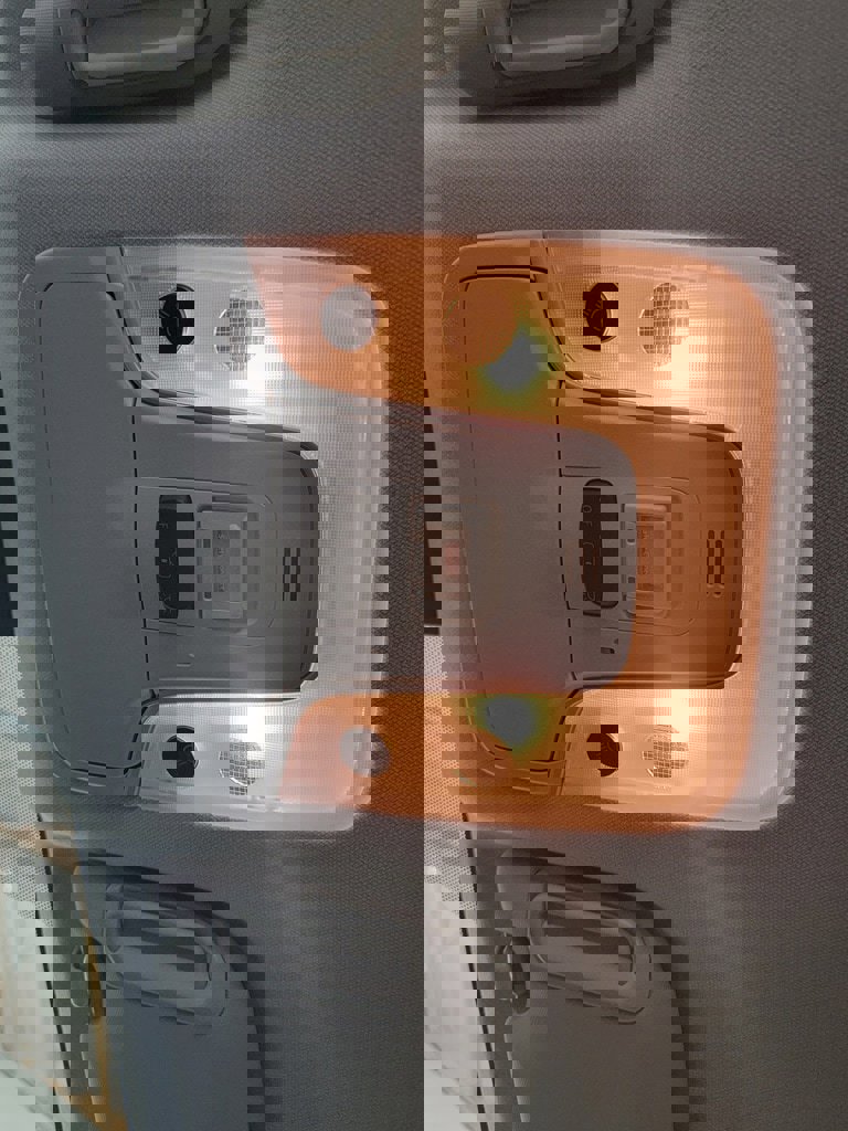 Used 2020 Toyota Prius LE image 16