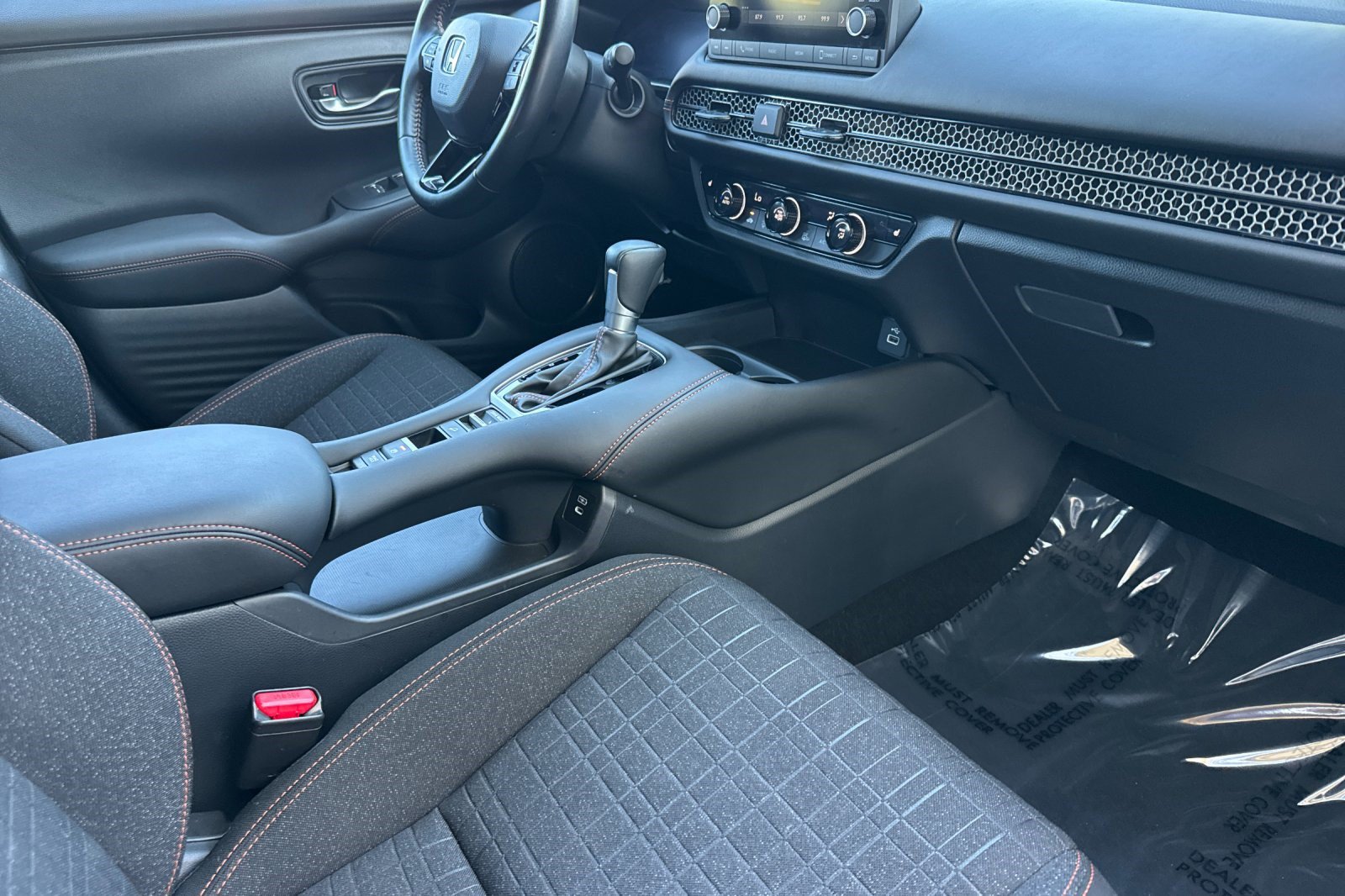 Used 2025 Honda HR-V Sport image 33