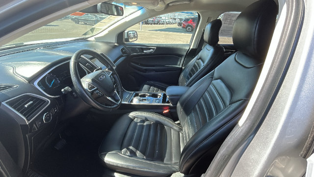 Certified 2019 Ford Edge SEL w/ Equipment Group 201A FWD image 17