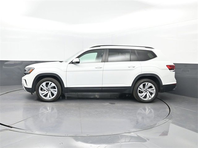 Used 2021 Volkswagen Atlas SE w/ Towing Package image 2