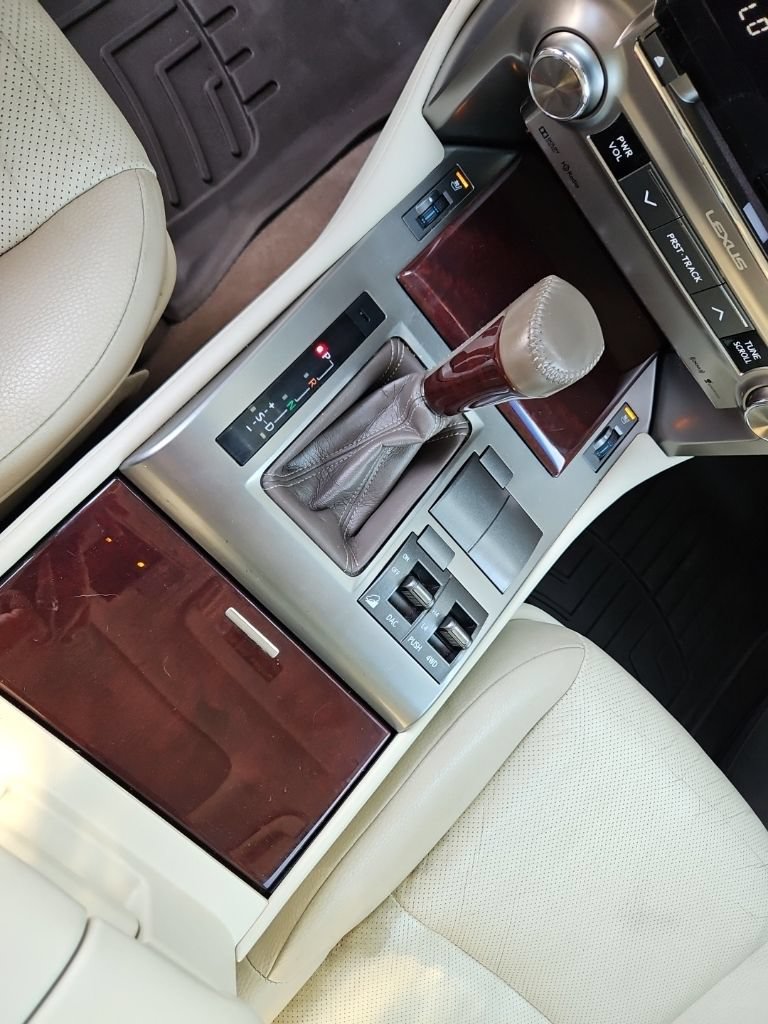 Used 2015 Lexus GX 460 w/ Premium Package AWD/4WD image 19