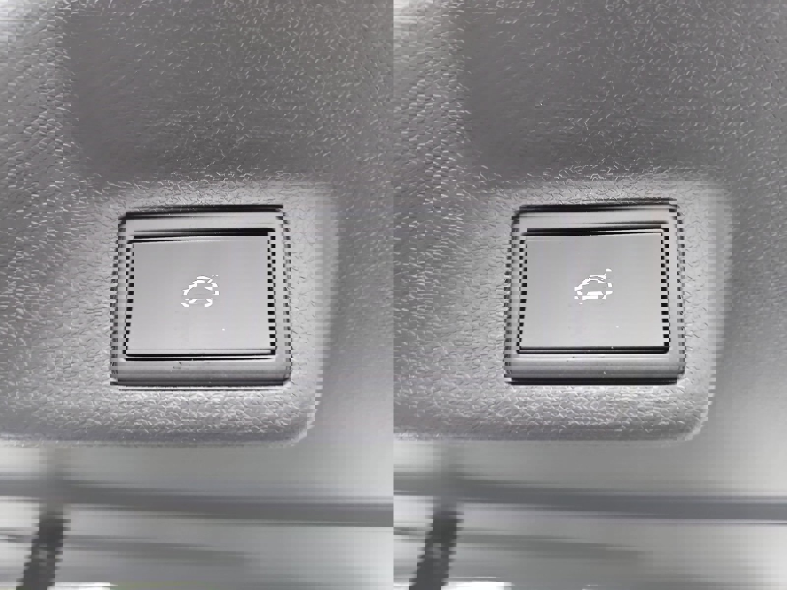 Used 2025 Volkswagen ID. Buzz 1st Edition image 13