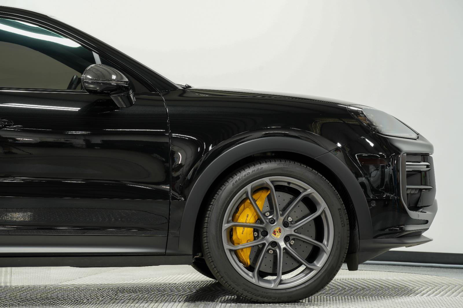 Used 2024 Porsche Cayenne Turbo GT image 21