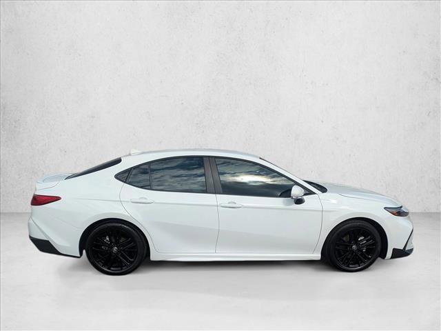 Used 2026 Toyota Camry SE w/ Convenience Package video 4