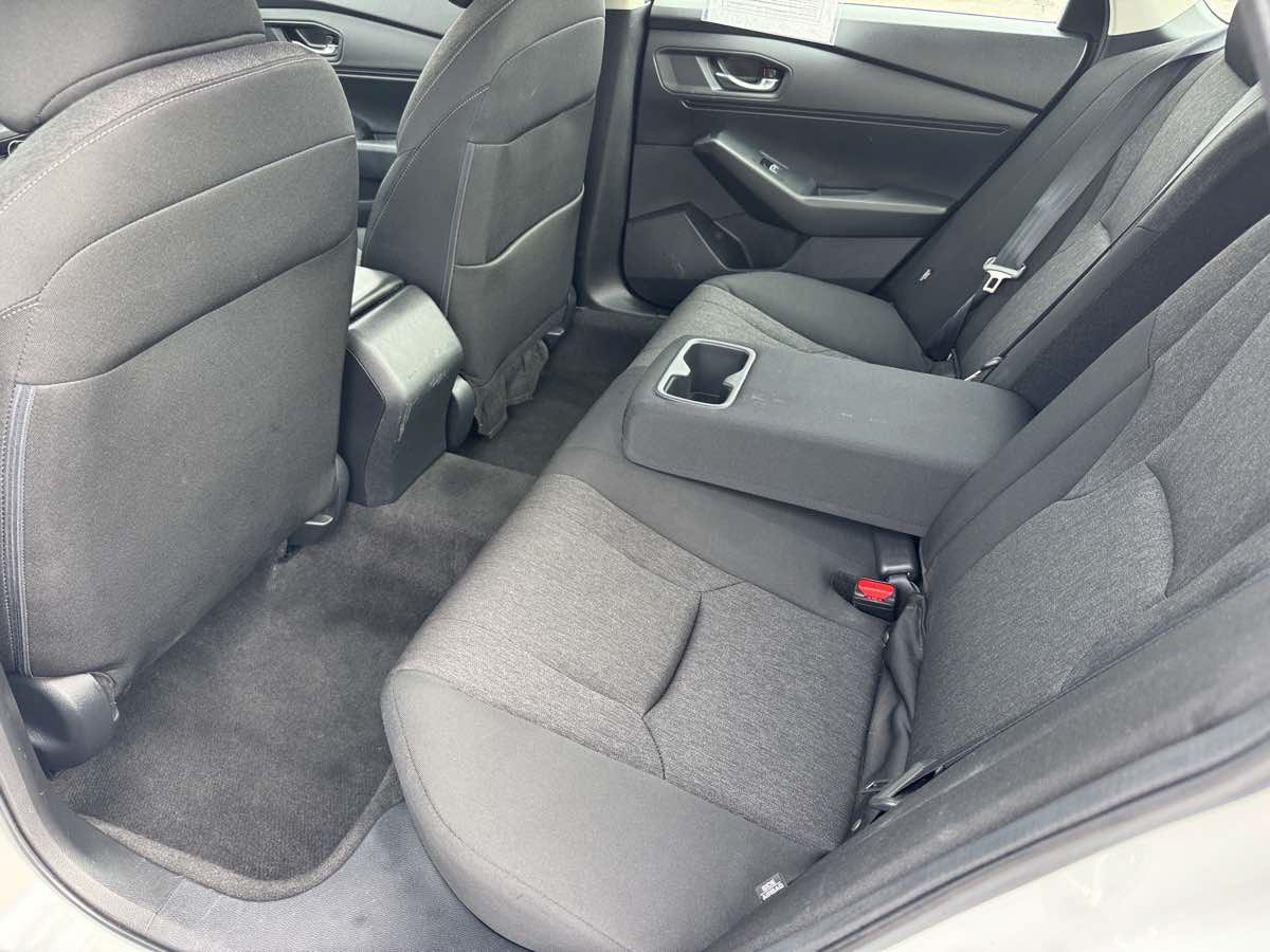 Used 2023 Honda Accord EX image 18