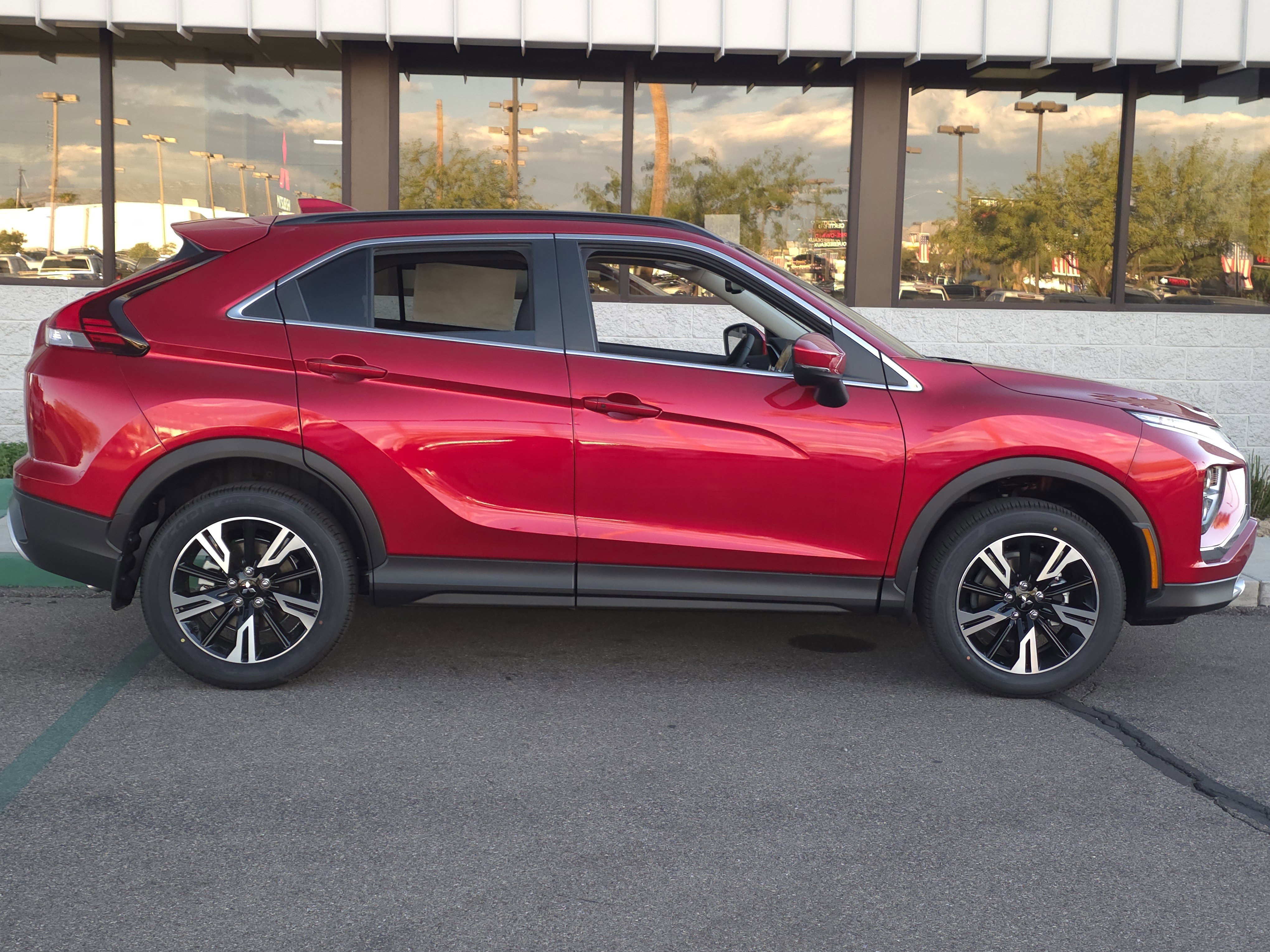 New 2026 Mitsubishi Eclipse Cross SE image 6