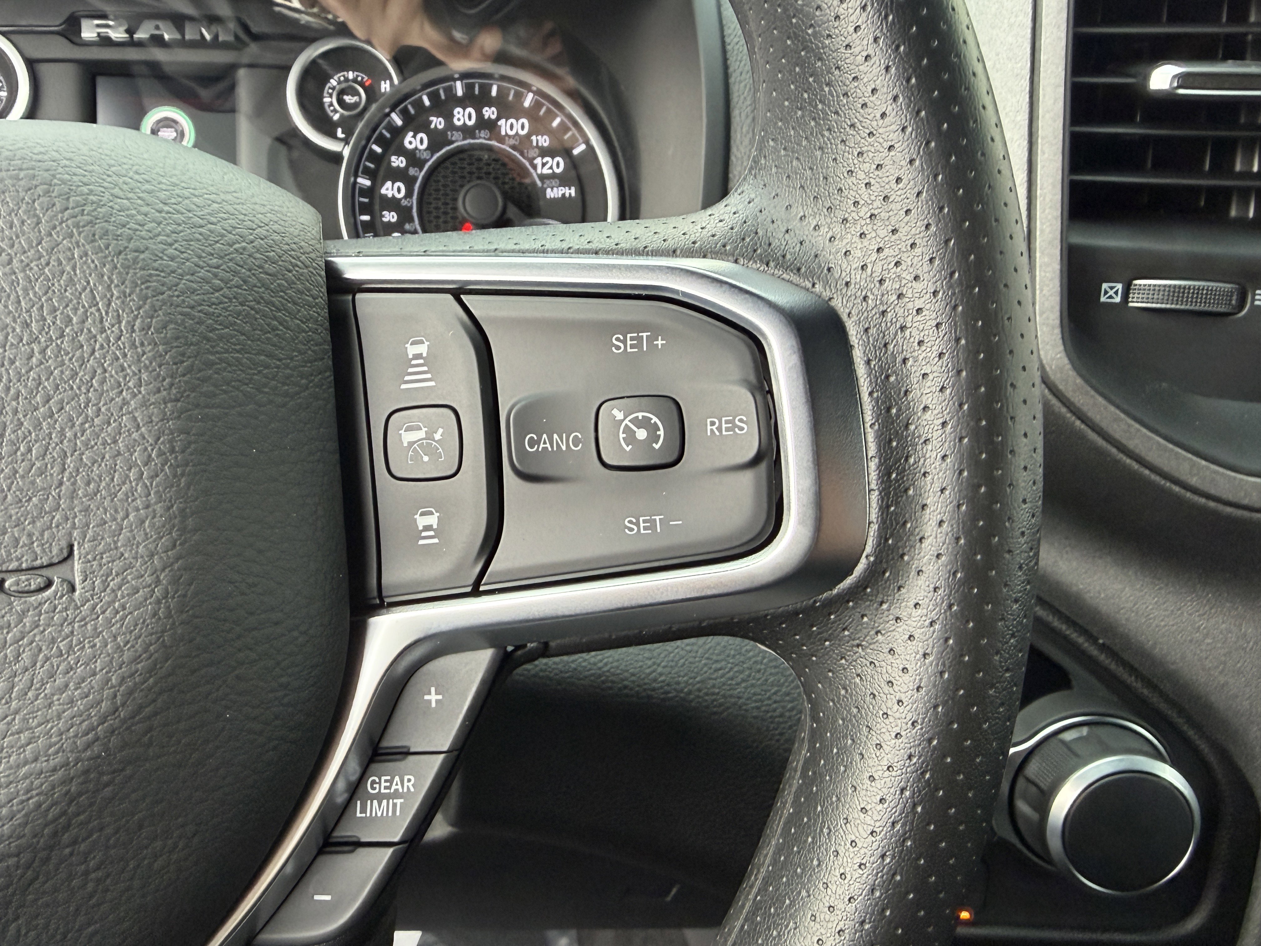 New 2026 RAM 1500 Express image 24