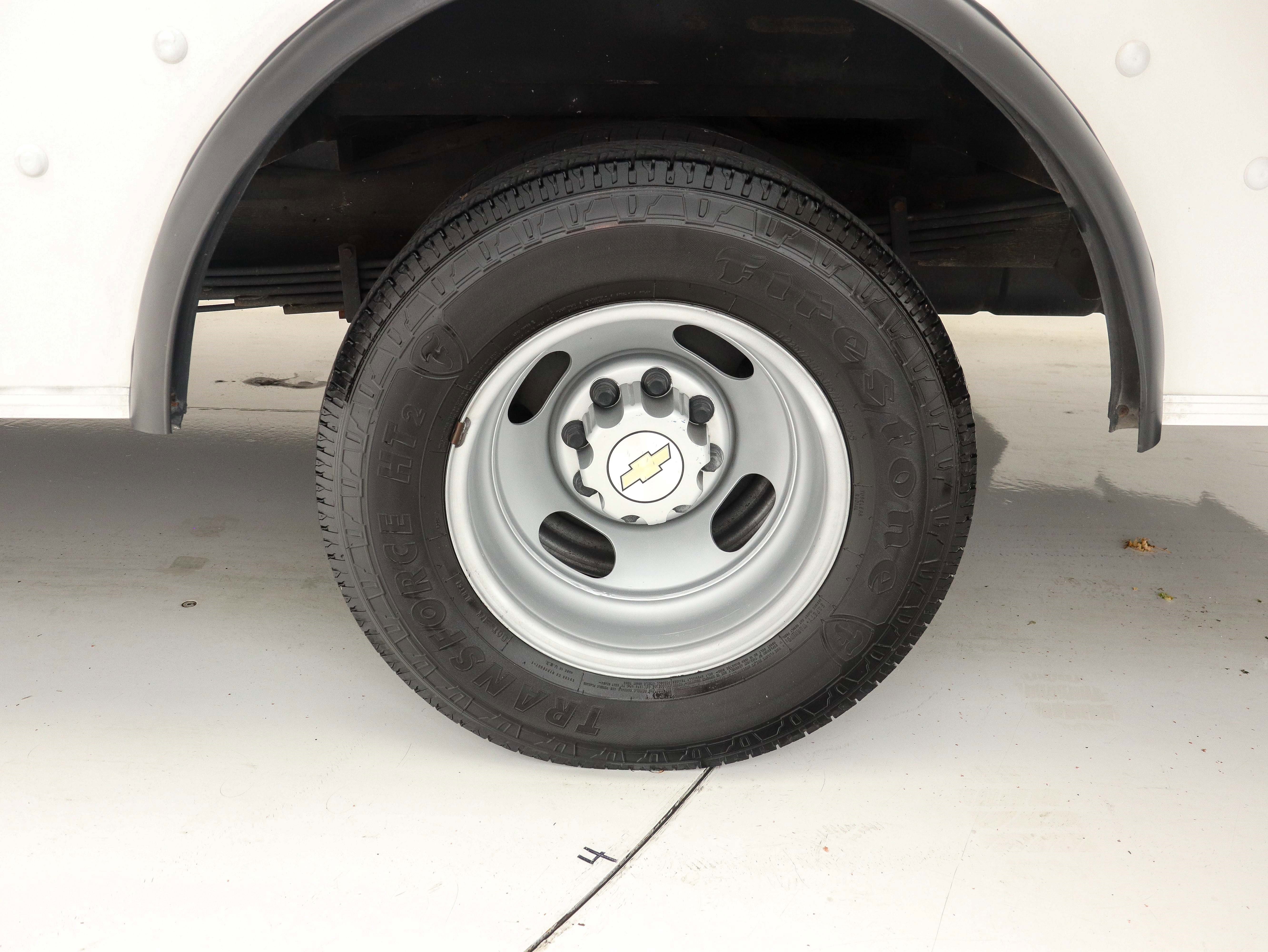 Used 2020 Chevrolet Express 3500 w/ Power Convenience Package image 28