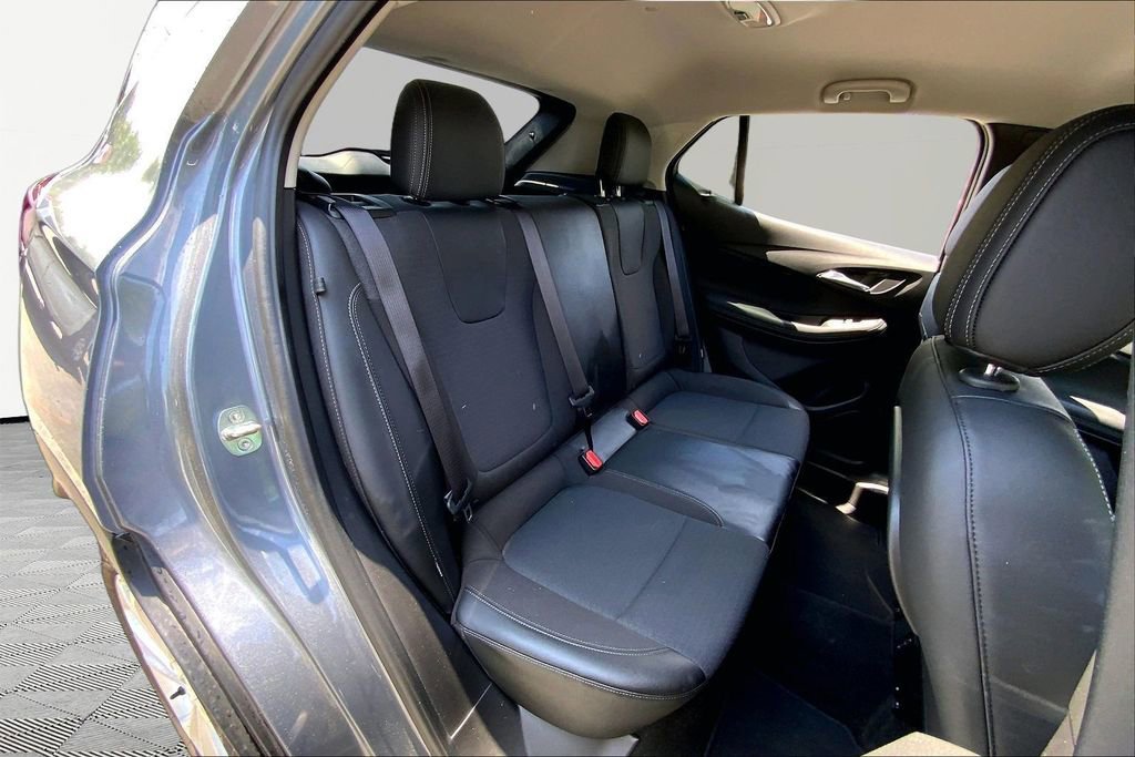 Used 2020 Buick Encore GX Preferred w/ Cold Weather Comfort Package AWD/4WD image 17