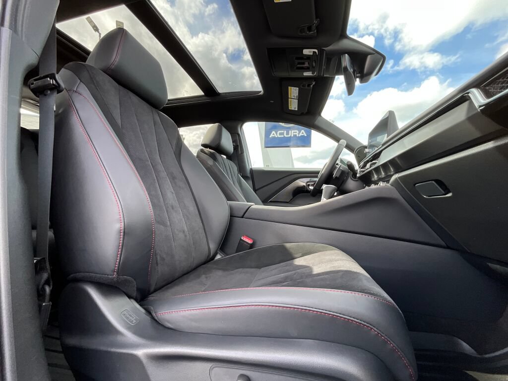 Certified 2025 Acura ADX A-Spec AWD/4WD image 12
