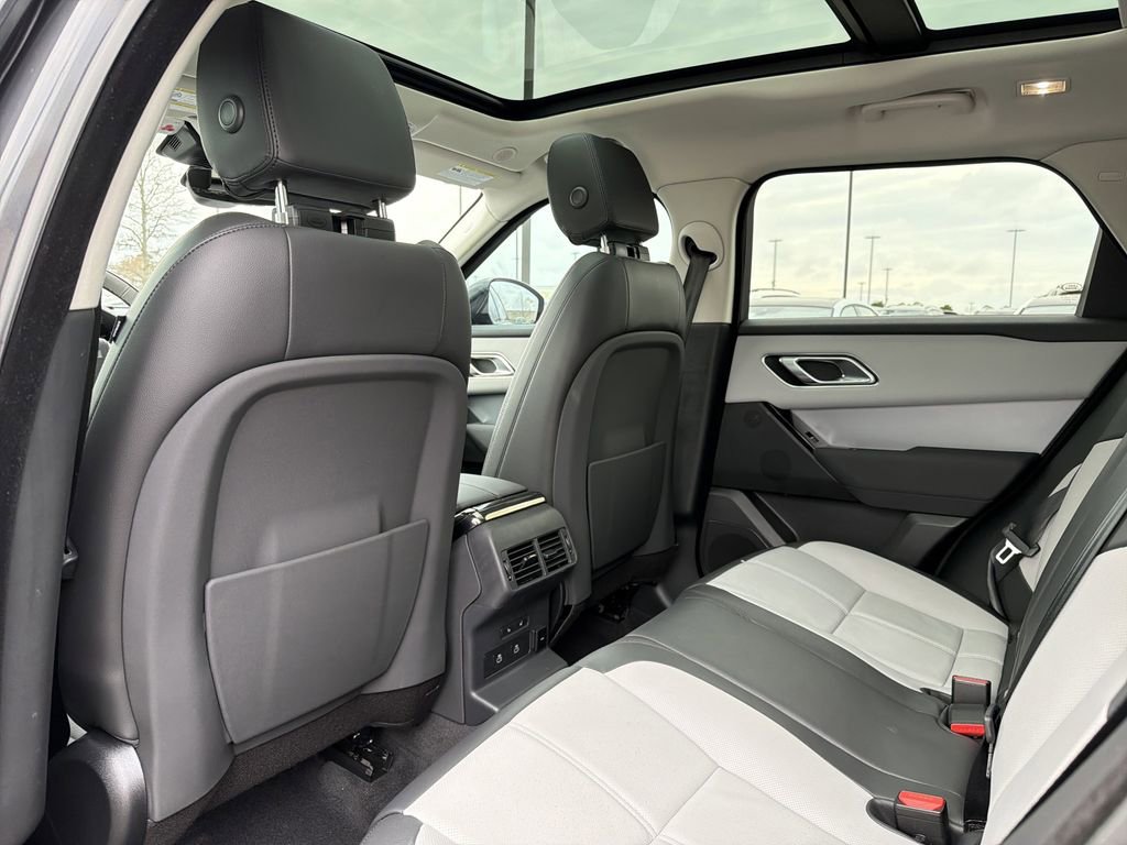 Used 2025 Land Rover Range Rover Velar S image 11