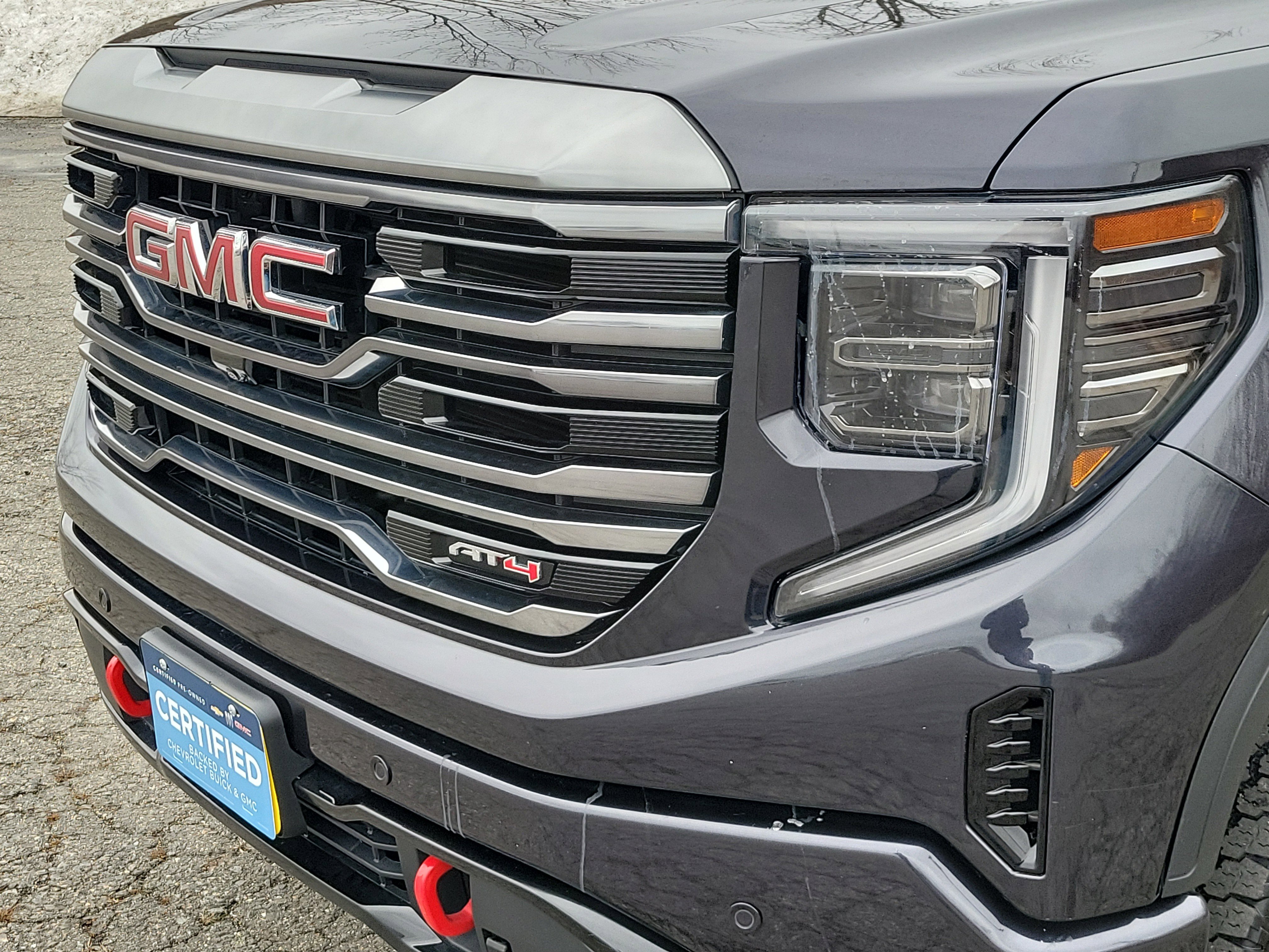 Certified 2023 GMC Sierra 1500 AT4 w/ AT4 Premium Package image 9