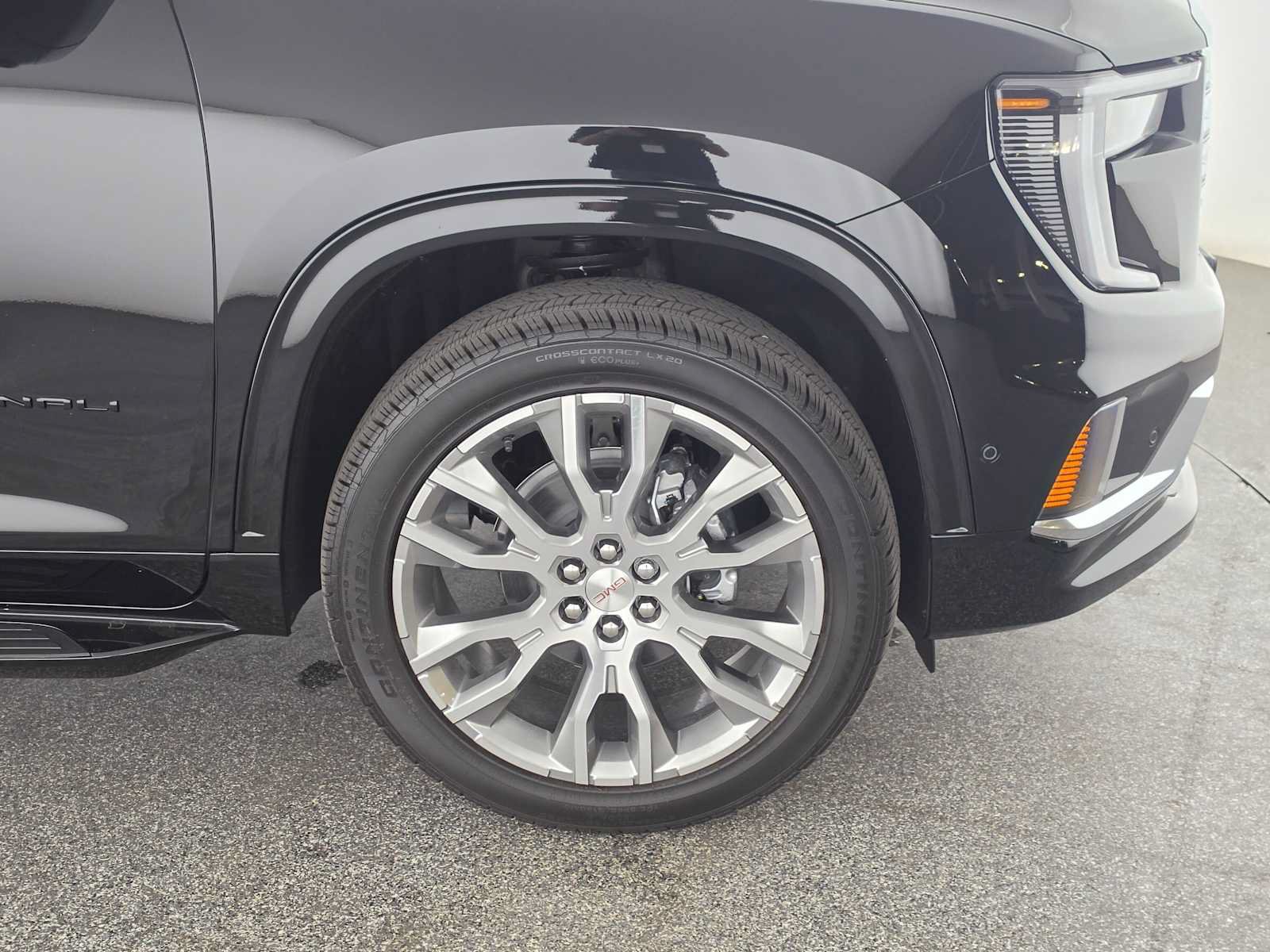 New 2027 GMC Acadia Denali w/ Denali Reserve Package FWD image 9