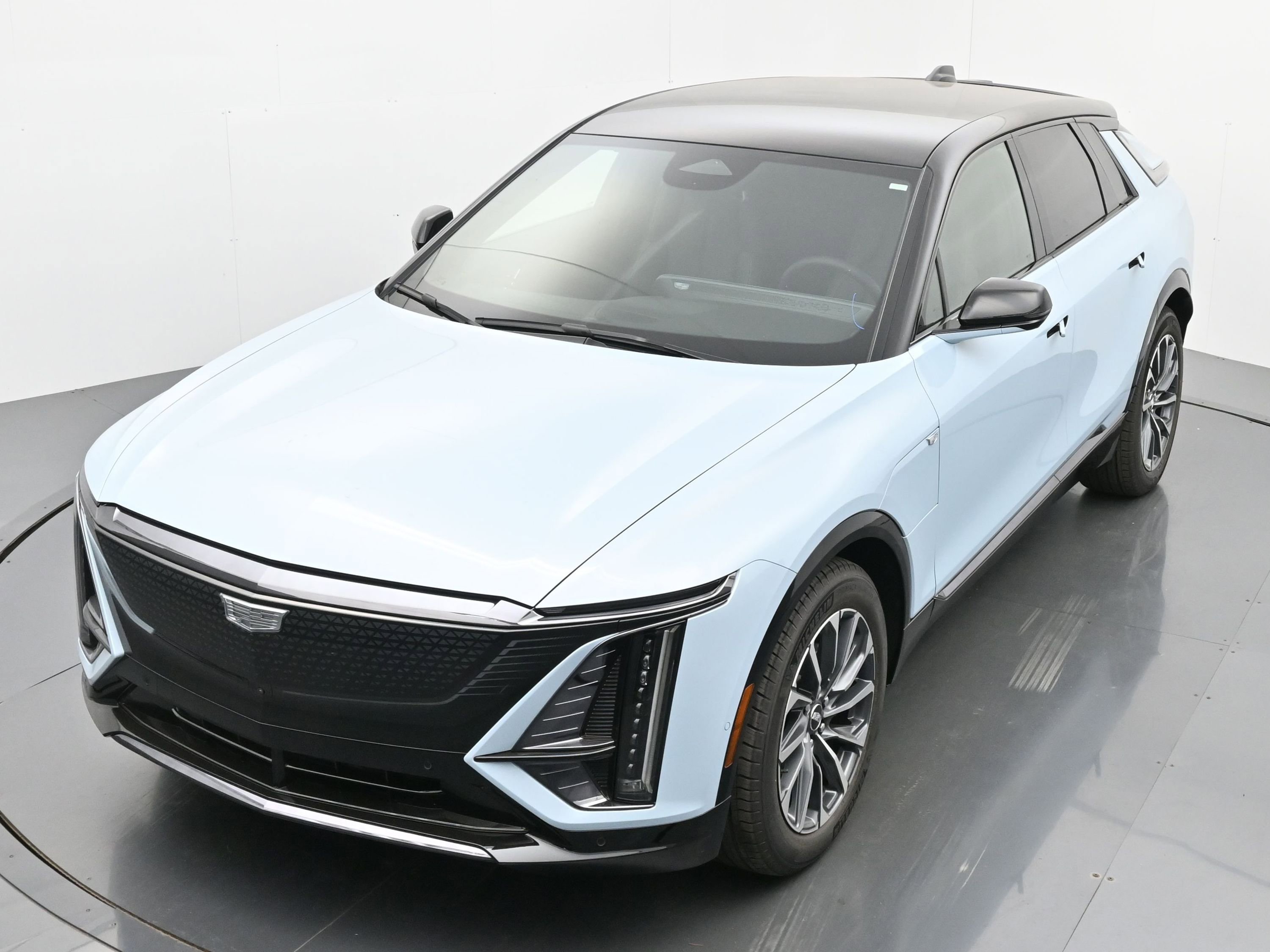 New 2026 Cadillac Lyriq Sport image 23
