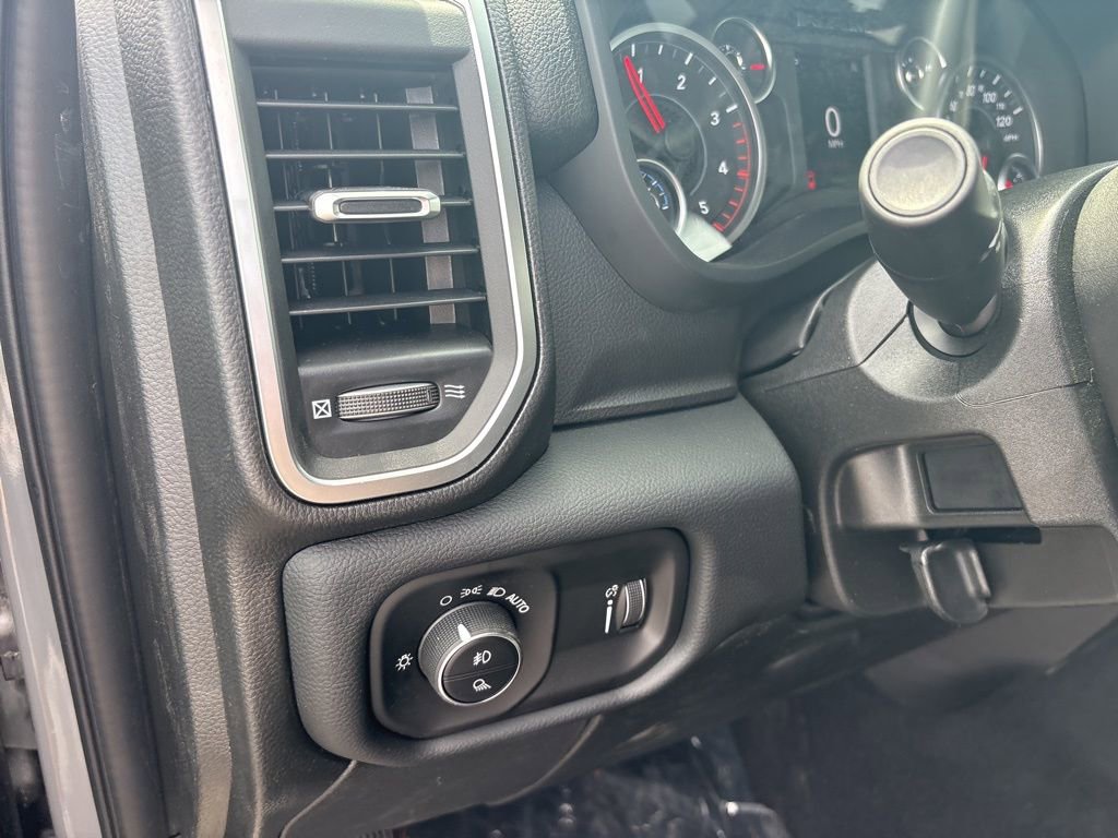 New 2026 RAM 2500 Big Horn AWD/4WD image 17