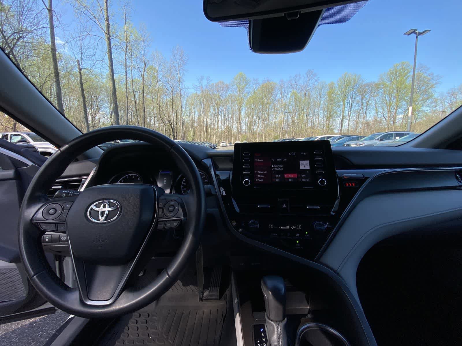 Used 2024 Toyota Camry SE FWD image 18