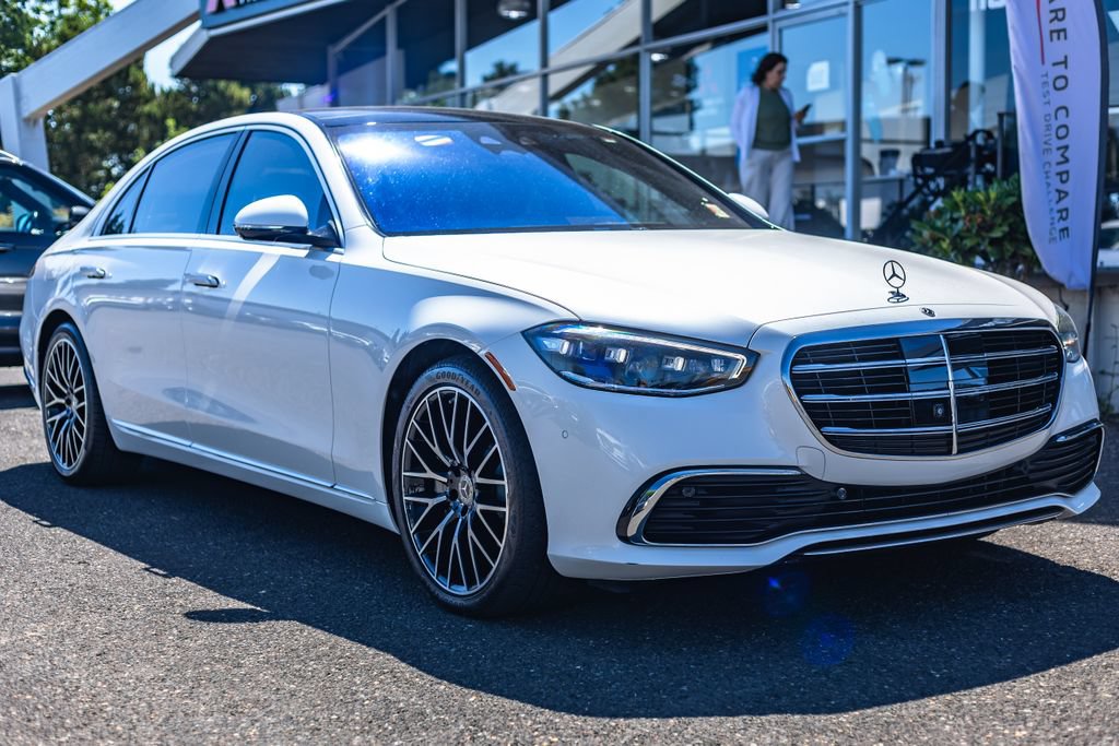 Used 2022 Mercedes-Benz S 580 4MATIC Sedan image 6