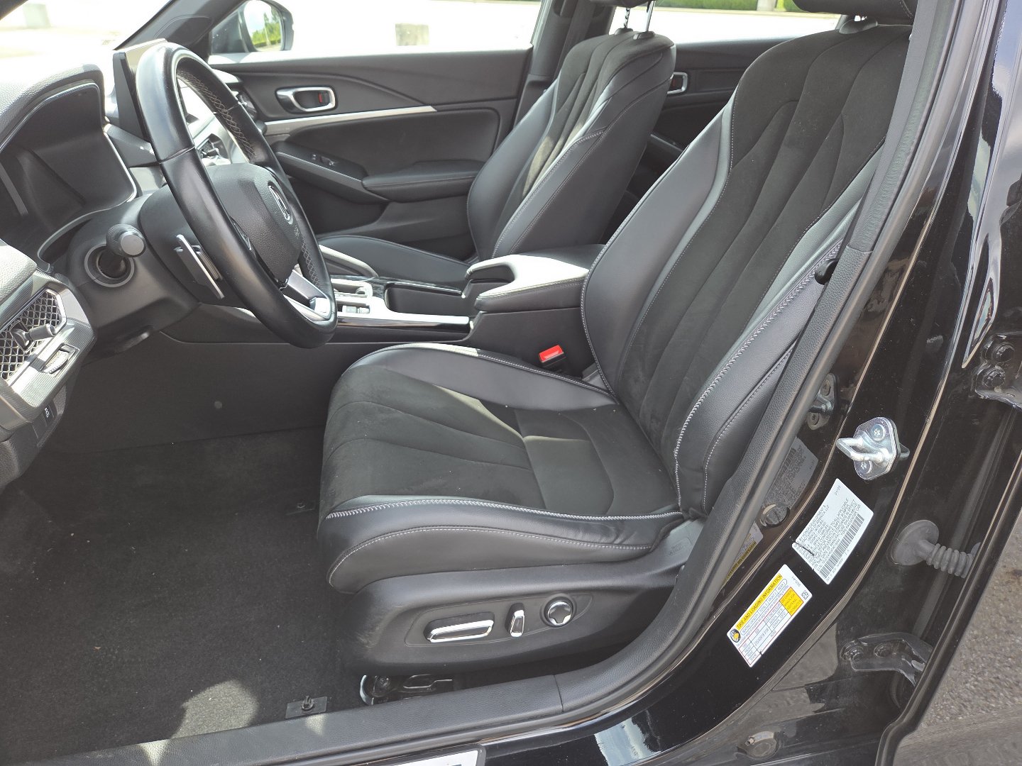 Used 2023 Acura Integra A-Spec w/ Technology Package FWD image 24
