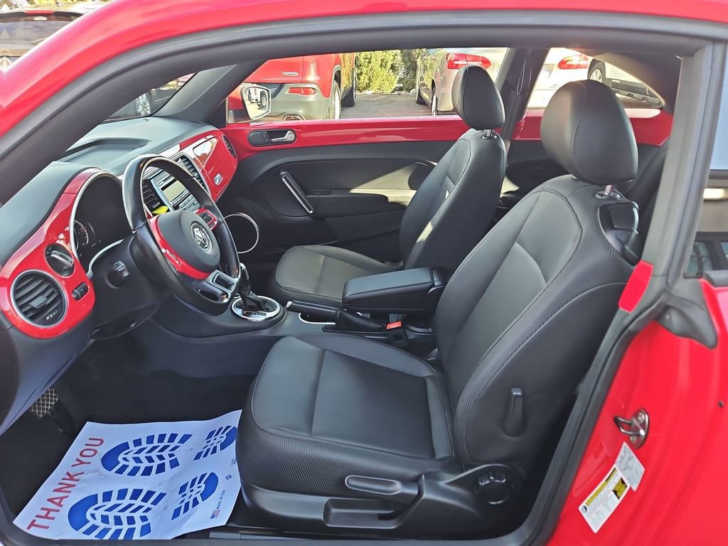 Used 2014 Volkswagen Beetle 2.5 image 13