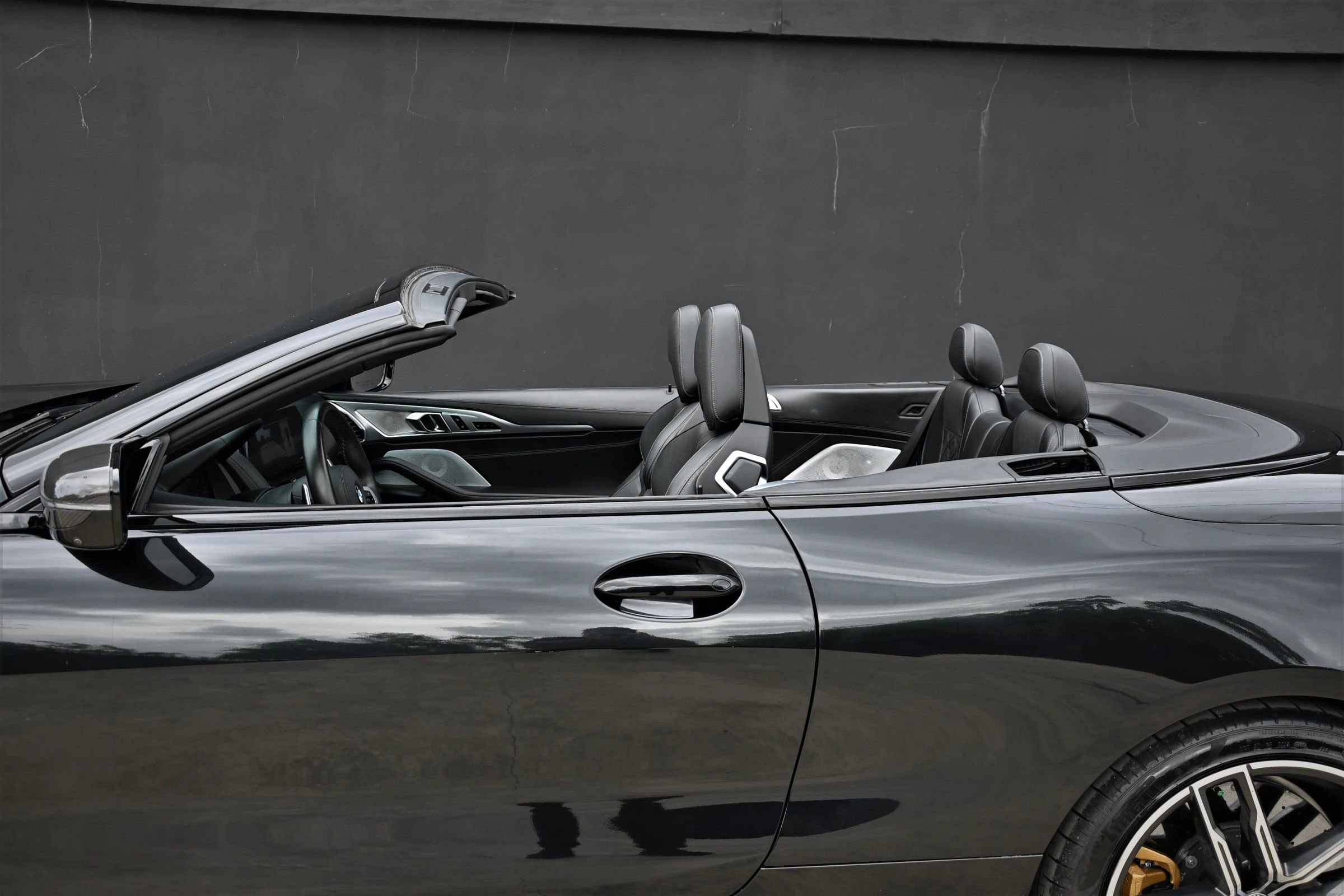 Used 2020 BMW M8 Convertible 2D w/ M Carbon Exterior Package image 23